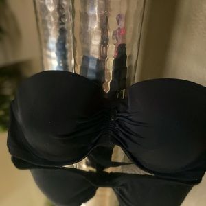 Victoria’s Secret 34D strapless black bikini top